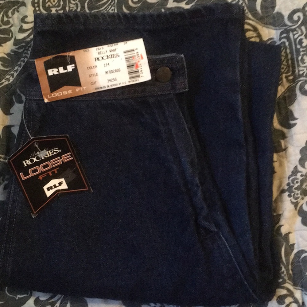 Rockies Loose Fit “Belly Wrap”
